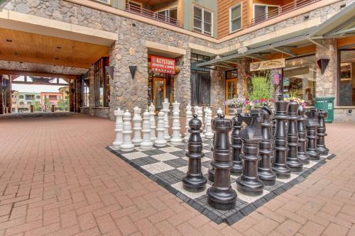 Frostfire Condominiums B19 in Keystone, USA