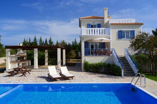 Eglina Villa's 1