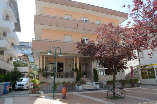 

Albergo Larenzia