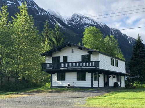Bear Valley Guesthouse - Portland Creek