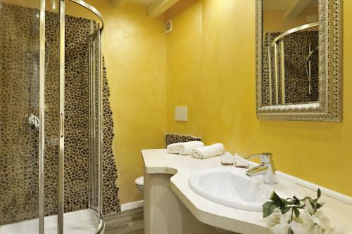 Friendly Cannaregio Apartments - image 12