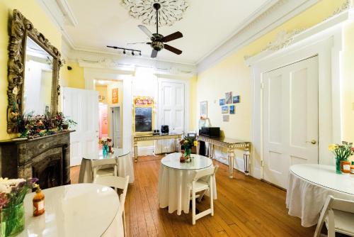 Creole Gardens Guesthouse and Inn