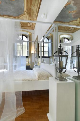 Palazzo Tolomei - Residenza D'Epoca - image 8