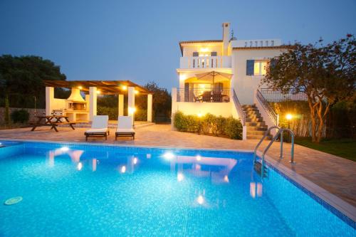 Eglina Villa's 5