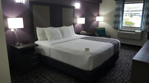 La Quinta Inn by Wyndham West Long Branch - main image