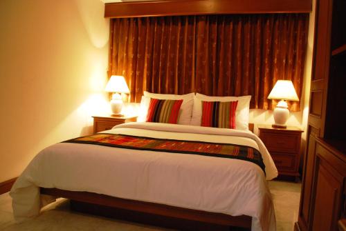 Two-Bedroom Suite image 10