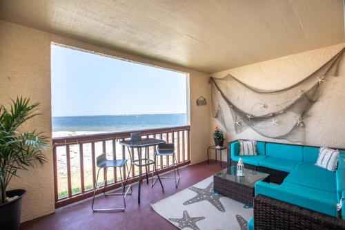 Seashell Escape, Navarre