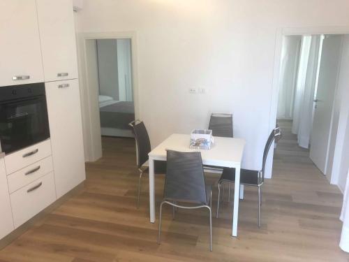 DELTA A - Piazza Marina - Vista mare, Lido di Jesolo