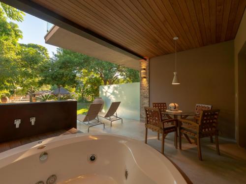 جاكوزي, Hotel Real Villa Bella in Centro Historico