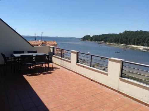 Apto. con terraza y vistas al mar - image 6
