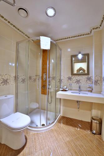 White House Hotel Istanbul - image 11