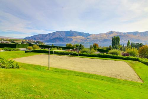 Lake Chelan Shores