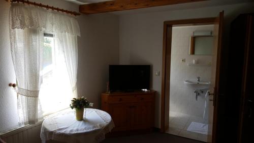 1 twin bed