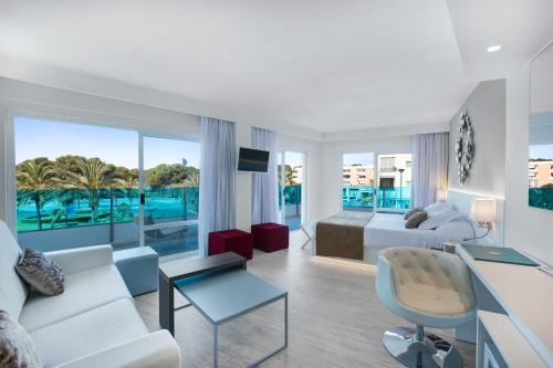 Plaza Santa Ponsa Boutique - Adults Only. - image 9