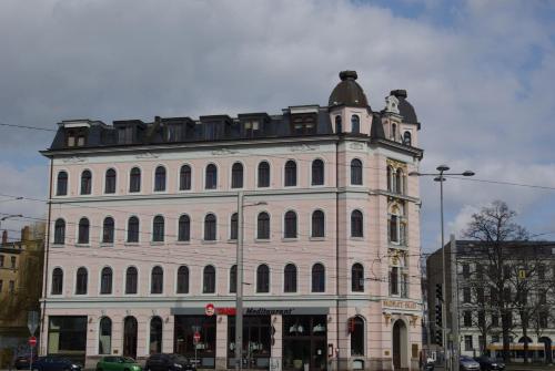 Apartments in der Jahnallee 20 Waldplatzpalais, Lipsia (foto 9)