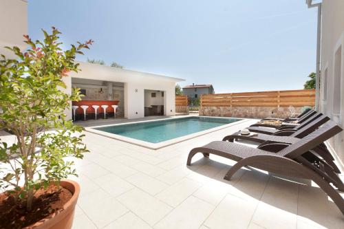 Funcic Apartments 2 app 5