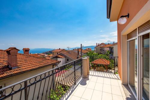  Apartment Smokva 2, Pension in Rijeka