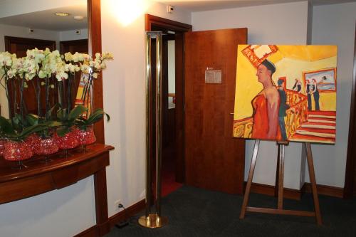 ザ ニュー ミディ ホテル