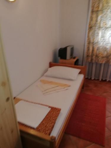 

Guest accommodation Licka Kapa