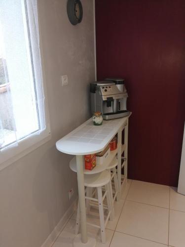 บริการและสิ่งอำนวยความสะดวก, Comme chez vous in ชองป์นิเยร์