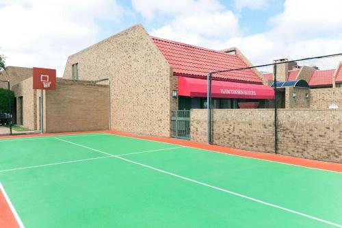 Hawthorn Extended Stay by Wyndham Richardson in Richardson, USA