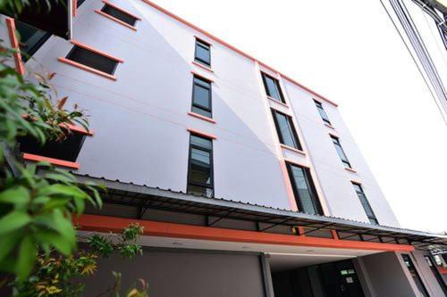 WJ Residence at Suvarnaphumi WJ Residence at Suvarnaphumi is a popular choice amongst travelers in Bangkok, whether exploring or just passing through. Both business travelers and tourists can enjoy the propertys facilities and s