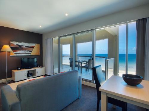 Oaks Glenelg Plaza Pier Suites in Glenelg