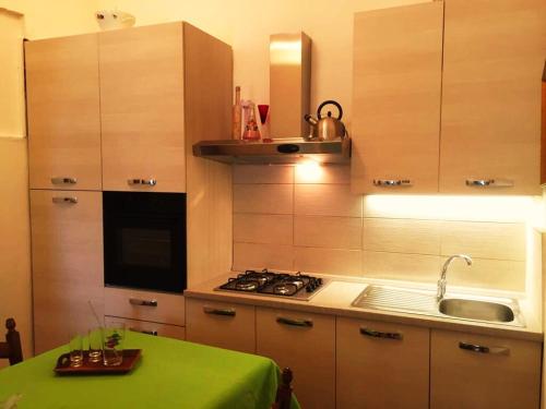 Villa Laura Sea View Apartments 4