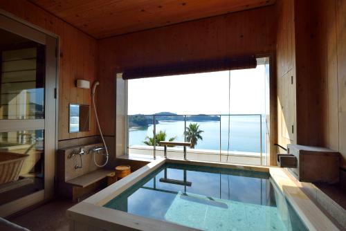 Premium Twin Room with Open-Air Hot Spring Bath and Ocean View