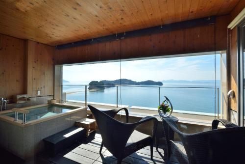 Premium Twin Room with Open-Air Hot Spring Bath and Ocean View