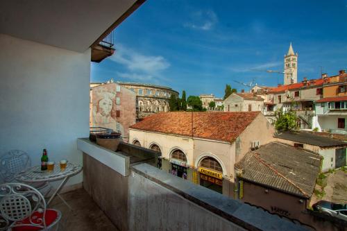  Apartman Colosseum, Pension in Pula