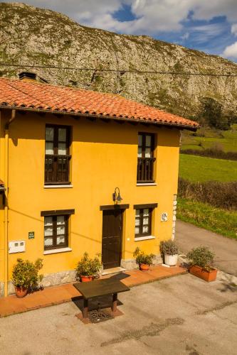 Indgang, Casa Rural Peña Careses (Casa Rural Pena Careses) in Pola de Siero
