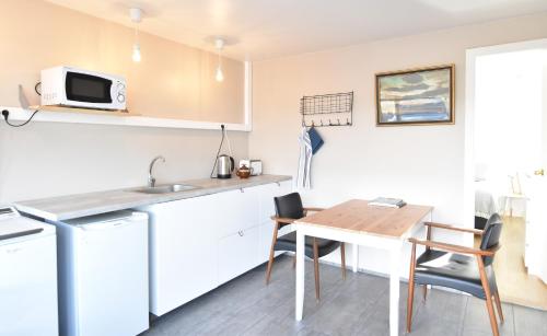 virtuve, Natura Apartments in Laugara