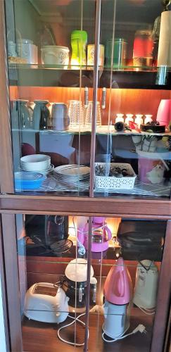 Berge & Laila's Private Apartment in ฟอร์ด