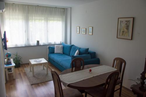 Meridian Apartment , 300m to Bus Terminal, Fast Wifi & Airport Transf, Zagreb