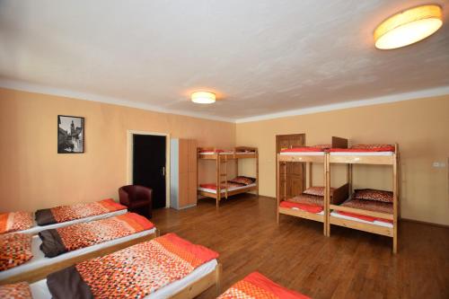 Travel Hostel - image 6