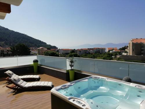 Pezsgőfürdő, Apartments Villa Katija in Drvenik