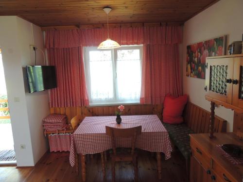 Oprema, Ferienhäuser Zak (Ferienhauser Zak) in Grabelsdorf