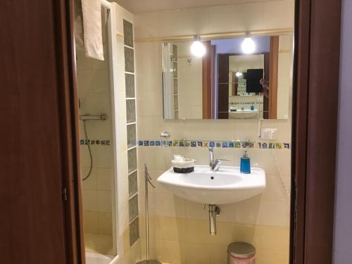 I Prati di Roma Suites - image 11