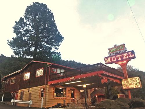 Caboose Motel & Gift Shop