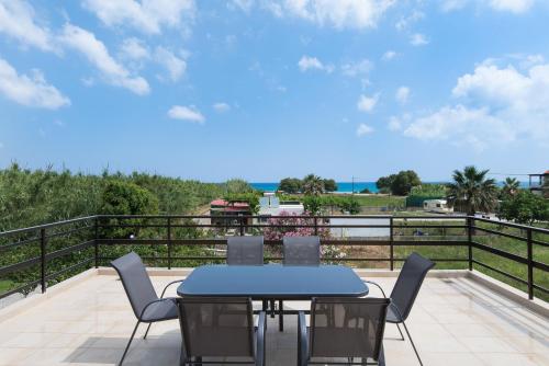 Balcony/terrace, Sirens House near Rapaniana Beach