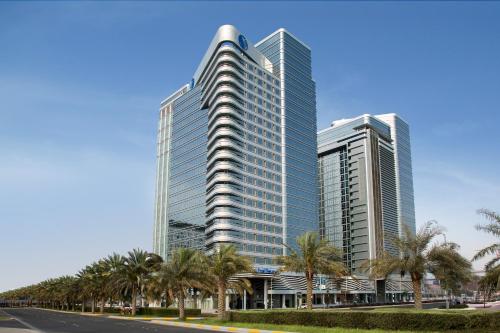 Pearl Rotana Capital Centre