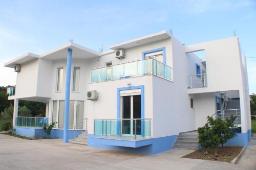 Gjinaj Apartments Ulcinj