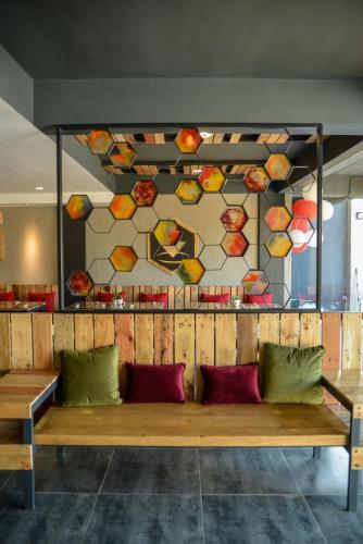 Lobby, RedDoorz Plus @ Taft North Mandurriao near Western Visayas Medical Center