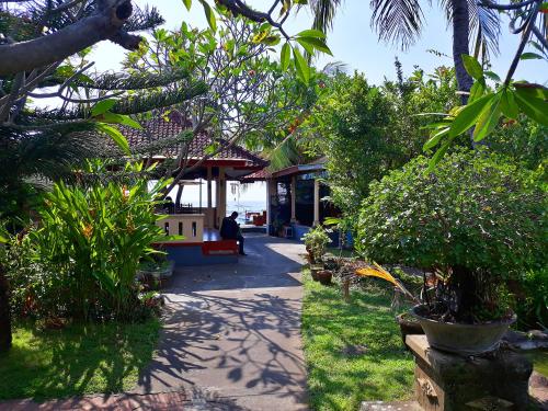 Gede Homestay near Melka Excelsior Dolphin & Wildlife Resort