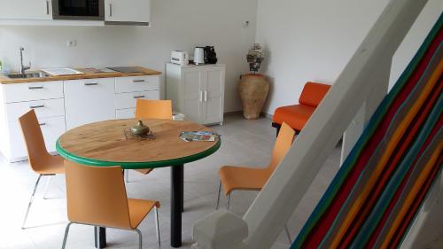 Gîte dans Parc de Sculptures - Gîte "Zanzibar"