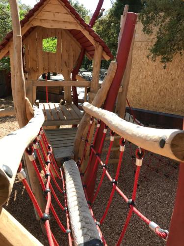 Camping Les Chenes Rouges