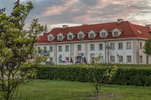 . Hotel Rozbicki