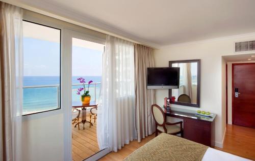 Orchid Tel Aviv Room Type - Deluxe Double Room with Balcony Orchid Tel Aviv Room Type - Deluxe Double Room with Balcony