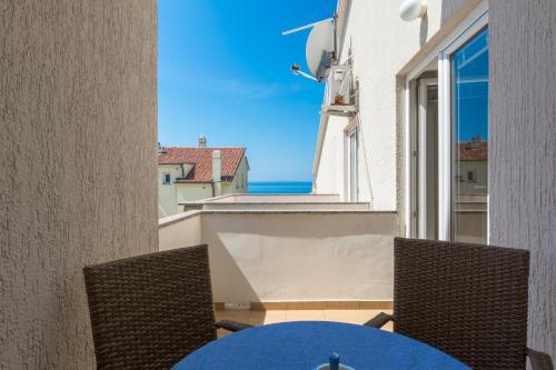 Apartments Novalja Milijan